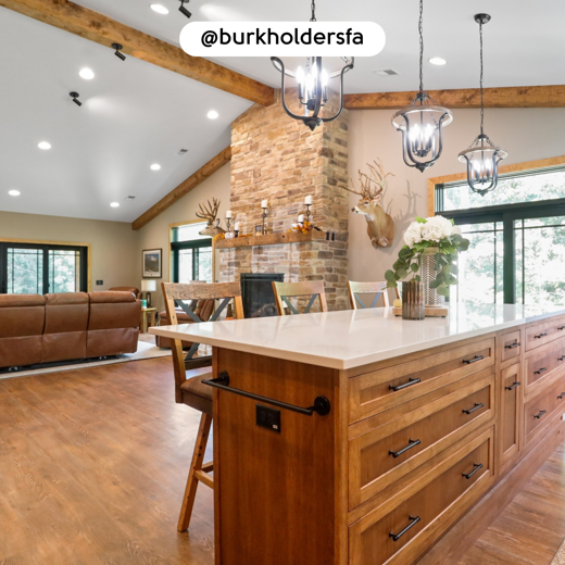 Hessian Oak VGW93T floors in an open plan kitchen and living room by Burkholder's Flooring